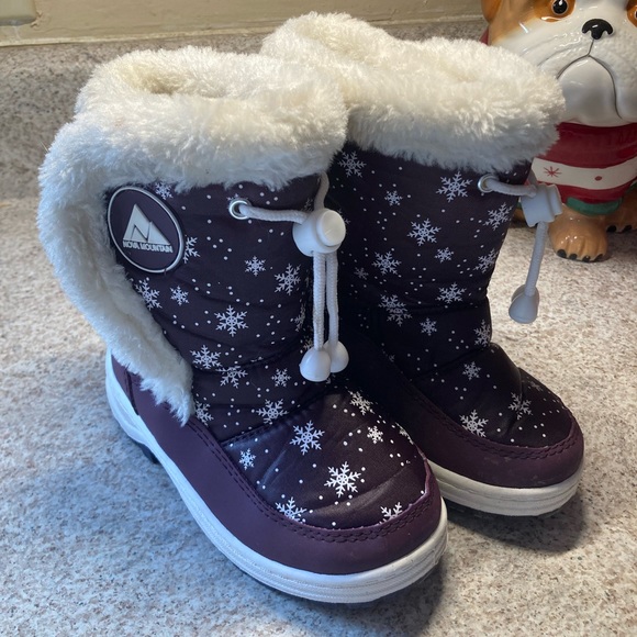 Nova Mountain snow boots - Picture 1 of 4